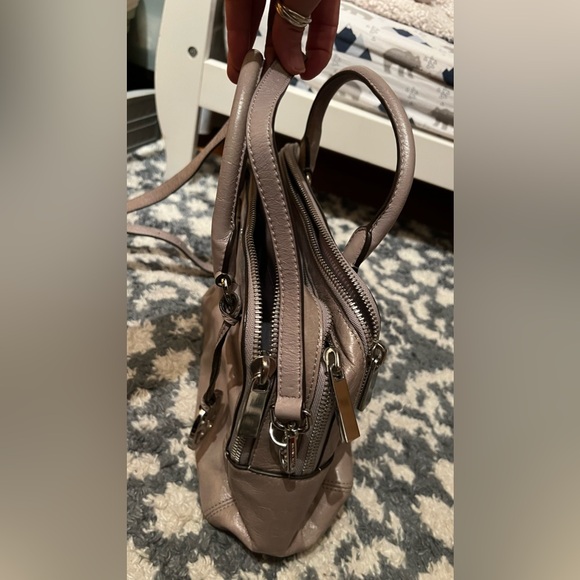 Authentic Light grey Michael Kors Purse hand bag. - Picture 8 of 8